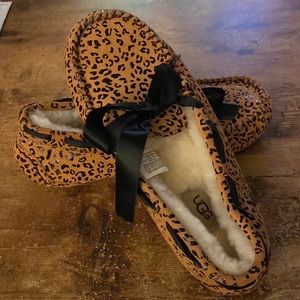 Leopard print UGG moccs
